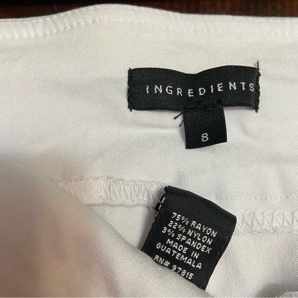 Womens White Stretch Elastic Waist Capris With Hem Embellishments Size 12 - Picture 3 of 7